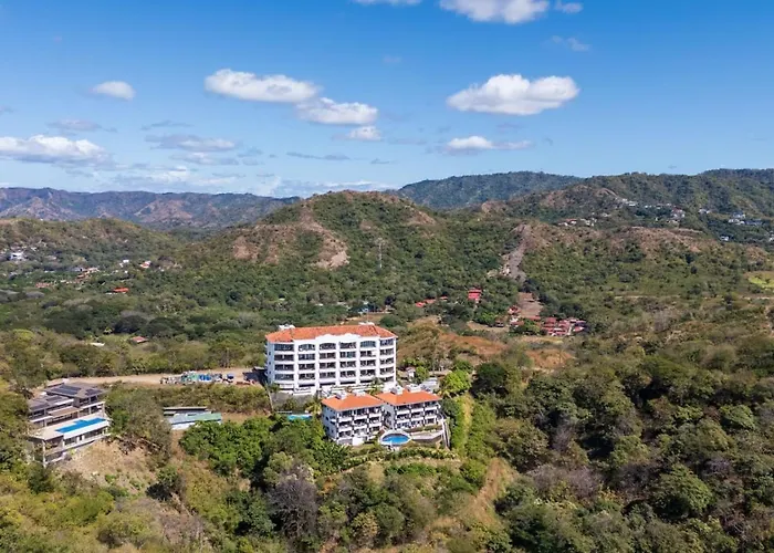 2 Bedroom Luxury Condo, Two Pools, Ocean Views * Playa Flamingo