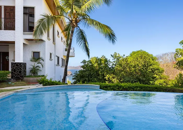 2 Bedroom Luxury Condo, Two Pools, Ocean Views Playa Flamingo